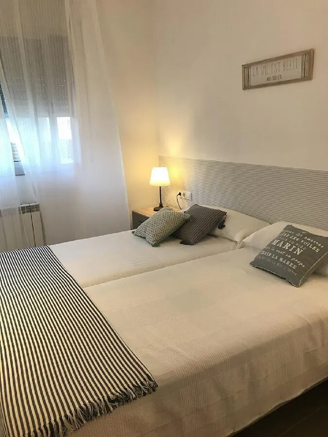 Fantastic Apartment A Few Meters From The Beach In The Center Of Estartit L'Estartit