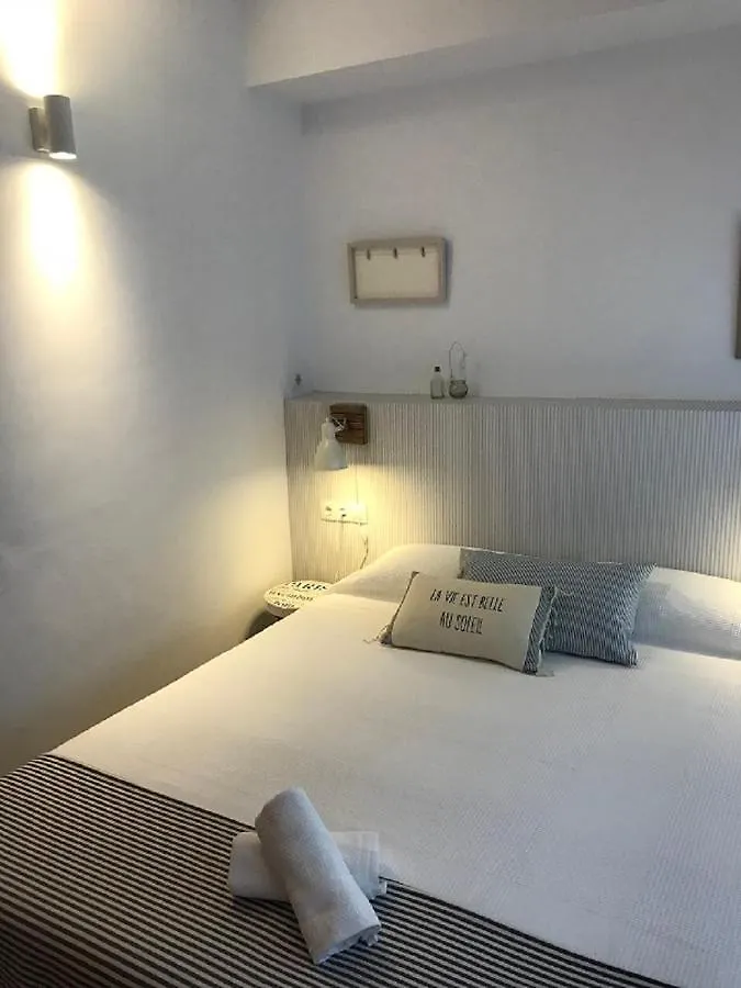 Fantastic Apartment A Few Meters From The Beach In The Center Of Estartit L'Estartit Spain