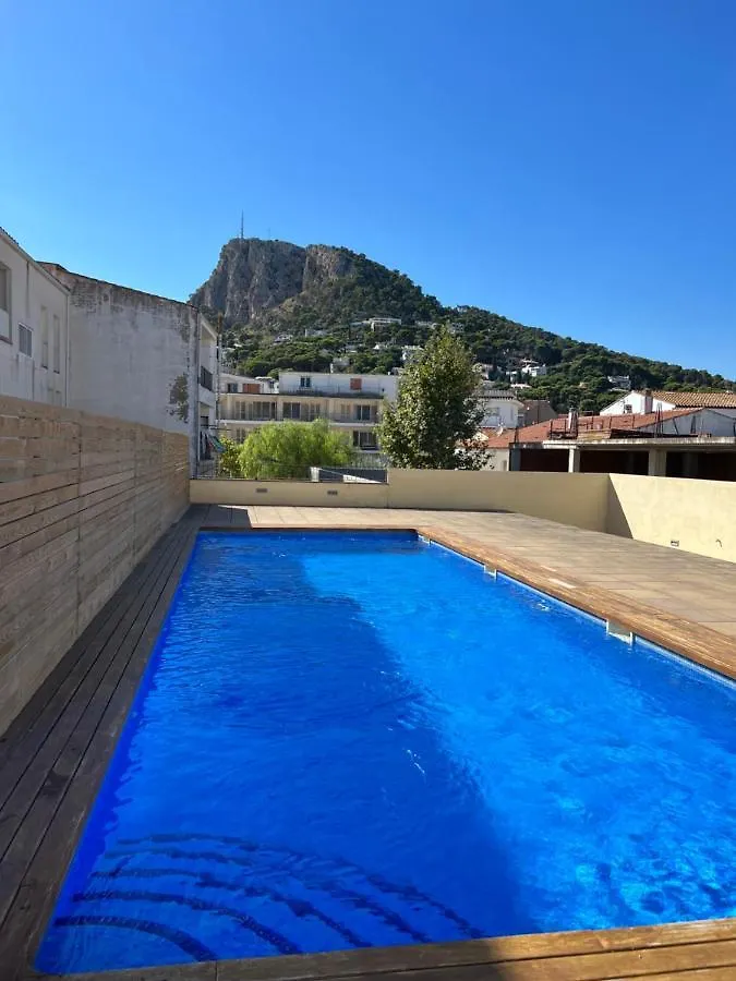Fantastic Apartment A Few Meters From The Beach In The Center Of Estartit L'Estartit